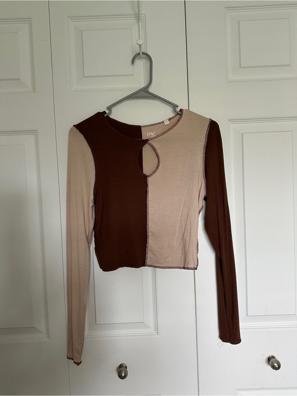 PacSun Brown & Beige Colorblock Long Sleeve Crop Top